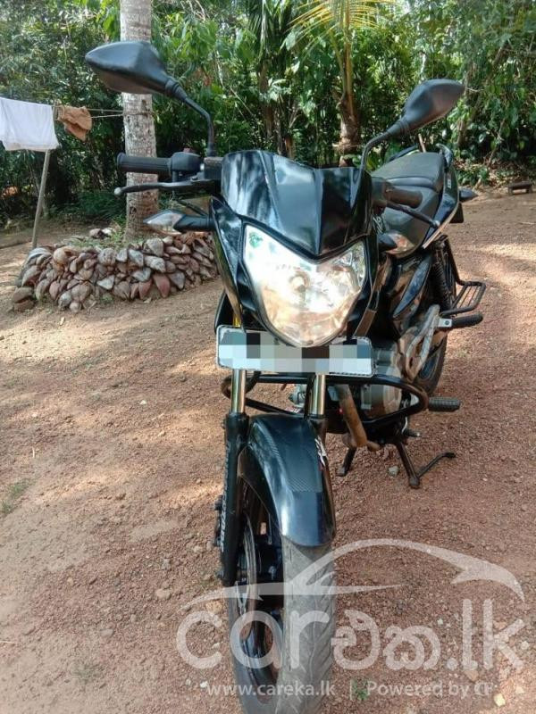 BAJAJ PULSAR 2014