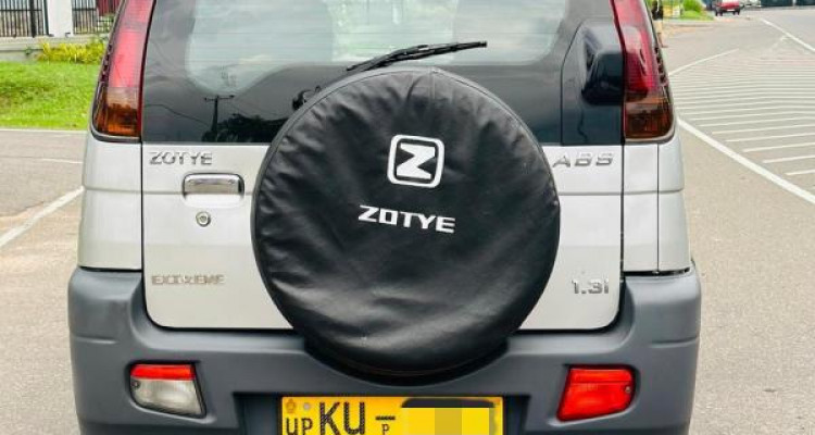 ZOTYE NOMAD 2012