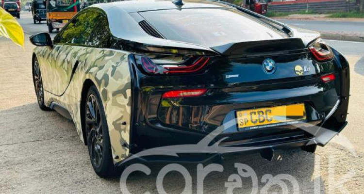 BMW I8 2016