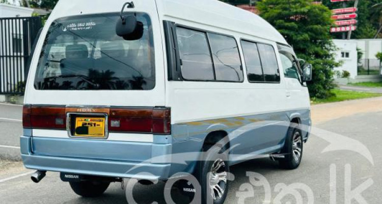 NISSAN CARAVAN 1994
