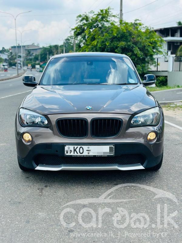 BMW X1 2011