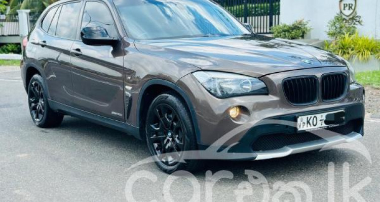 BMW X1 2011