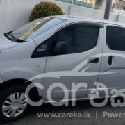 NISSAN NV200 2012