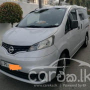 NISSAN NV200 2012