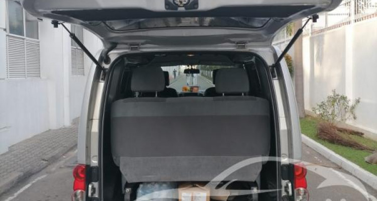NISSAN NV200 2012