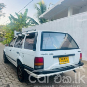 MAZDA FAMILIA WAGON 1993