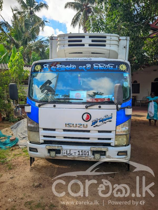 ISUZU ELF FREEZER 2009