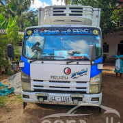 ISUZU ELF FREEZER 2009