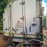 ISUZU ELF FREEZER 2009