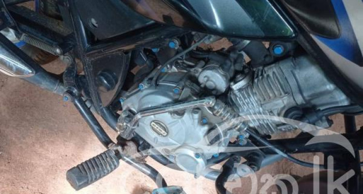 BAJAJ DISCOVER 125 2013