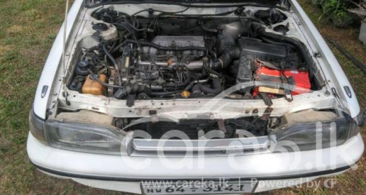 TOYOTA CARINA AT170 1990
