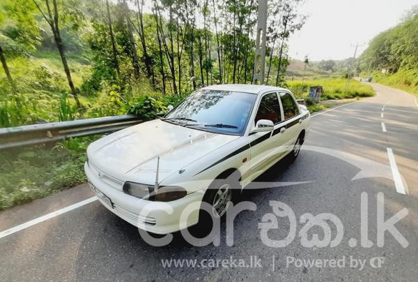 MITSUBISHI LANCER CB8 1993
