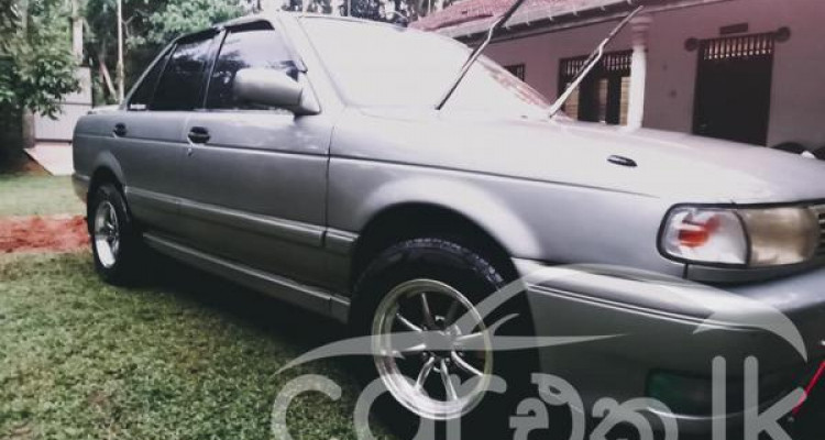 NISSAN SUNNY 1993