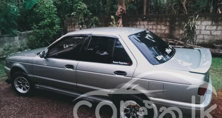 NISSAN SUNNY 1993