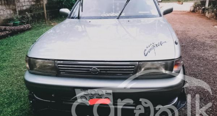 NISSAN SUNNY 1993