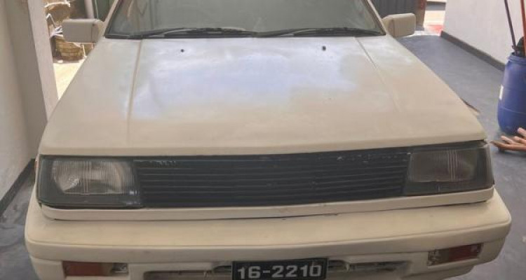 MITSUBISHI LANCER 1986