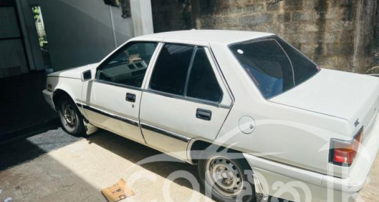 MITSUBISHI LANCER 1986
