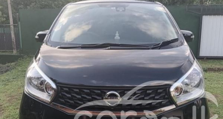 NISSAN DAYZ 2015