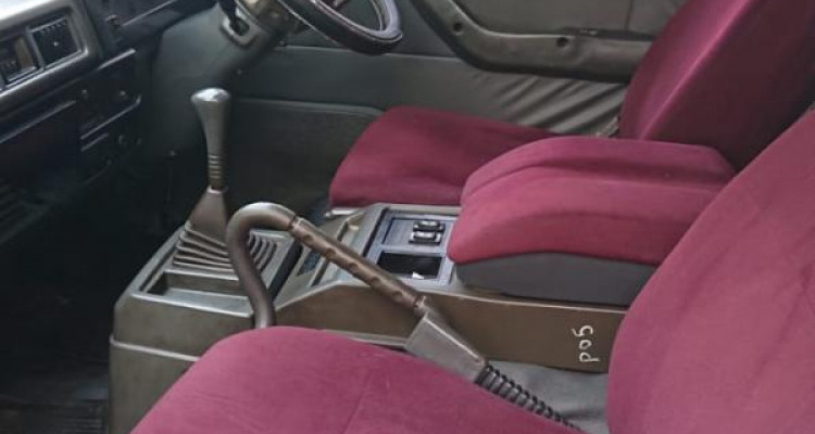 MITSUBISHI DELICA PO5 1995