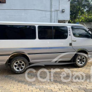 TOYOTA HIACE LH172 1999