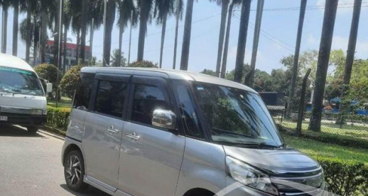 SUZUKI SPACIA 2016