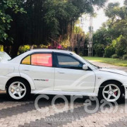 MITSUBISHI LANCER 2000