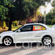 MITSUBISHI LANCER 2000