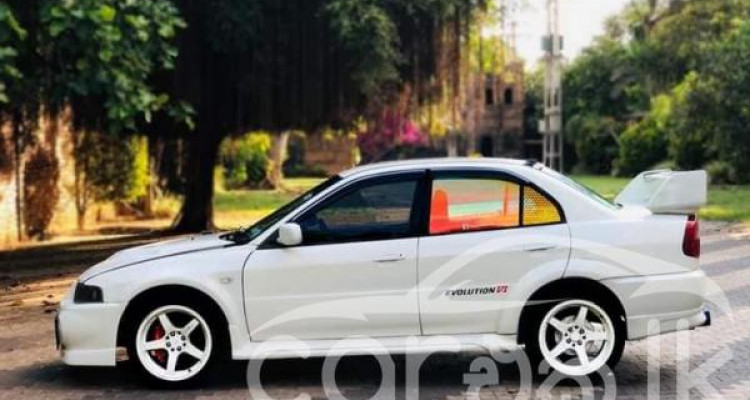 MITSUBISHI LANCER 2000