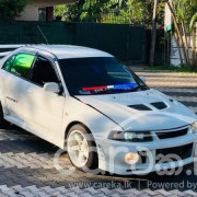 MITSUBISHI LANCER 2000