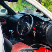 MITSUBISHI LANCER 2000