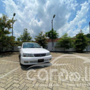 NISSAN BLUEBIRD 1998