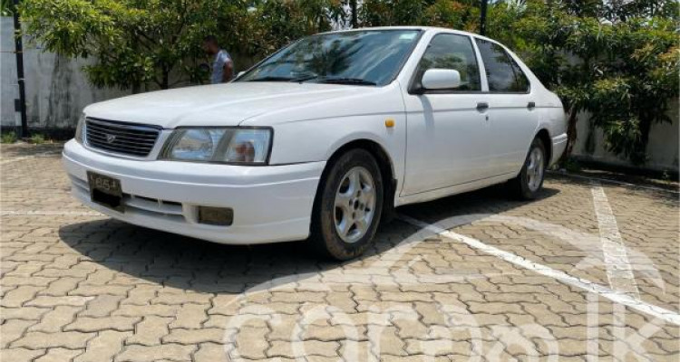 NISSAN BLUEBIRD 1998