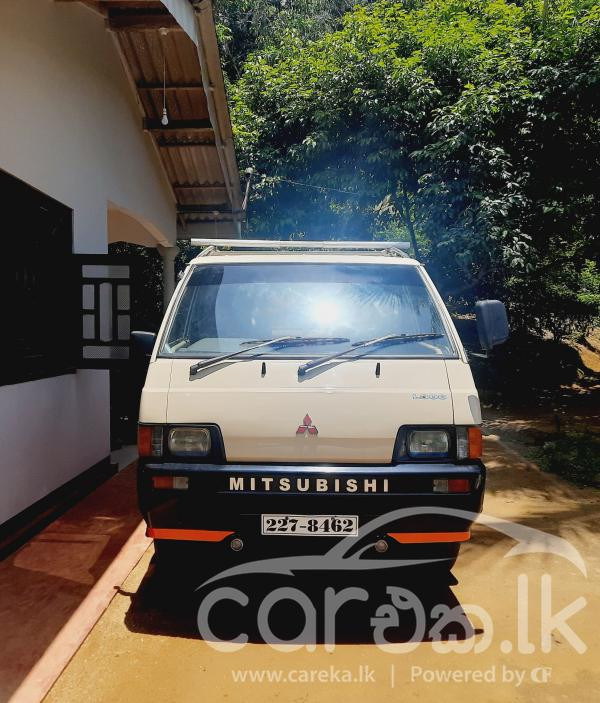 MITSUBISHI DELICA L300 1979