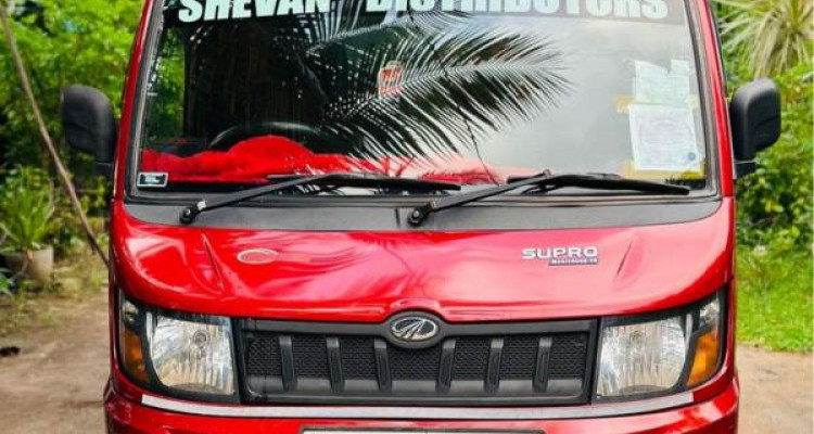 MAHINDRA SUPRO 2016