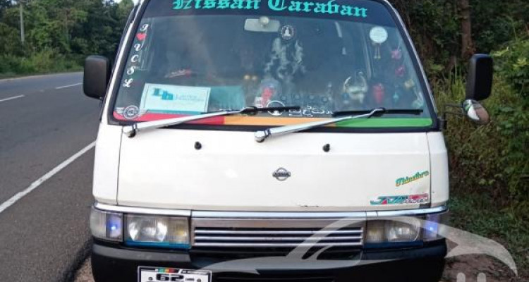 NISSAN CARAVAN E24 1991