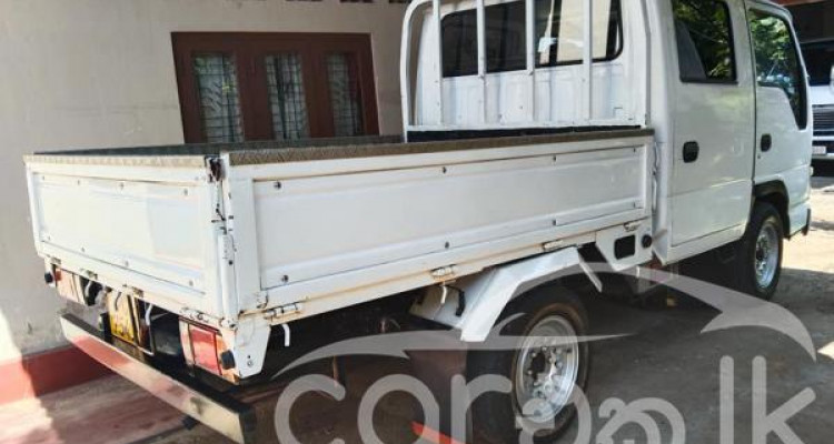 FAW CREW CAB 2011