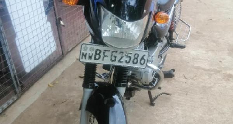 BAJAJ CT100 2017