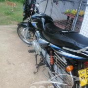 BAJAJ CT100 2017