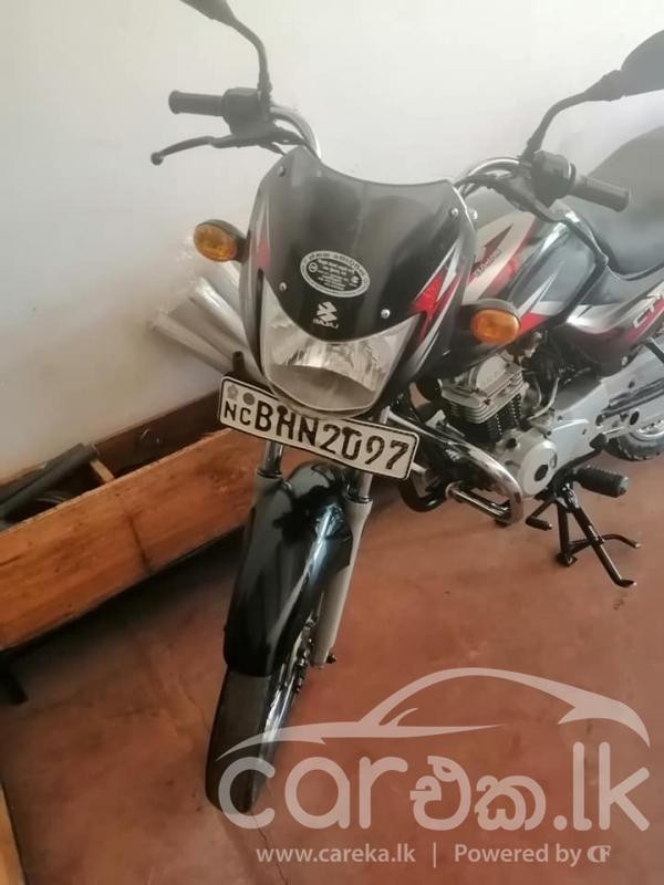 BAJAJ CT100 2018