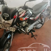 BAJAJ CT100 2018