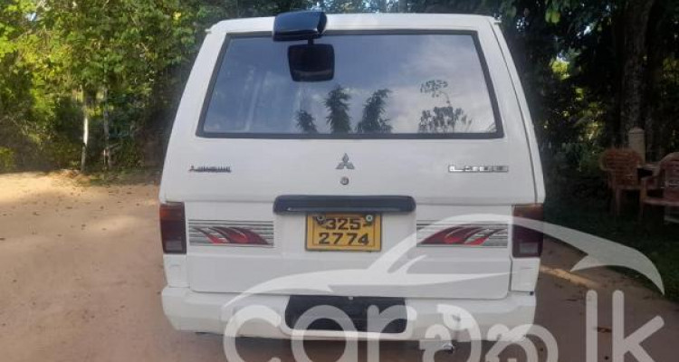 MITSUBISHI DELICA L300 1981