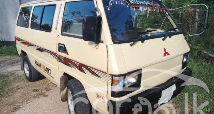 MITSUBISHI DELICA 1984