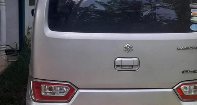 SUZUKI WAGON R 2017