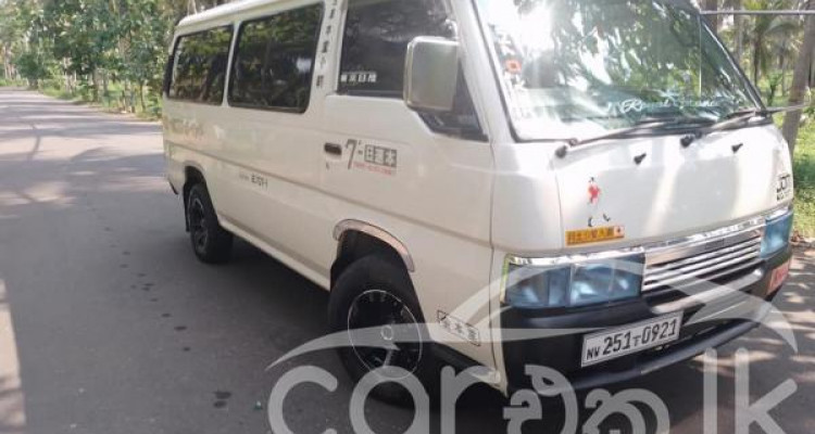 NISSAN CARAVAN E24 1993