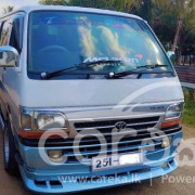 TOYOTA HIACE LH103 1995