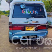 TOYOTA HIACE LH103 1995