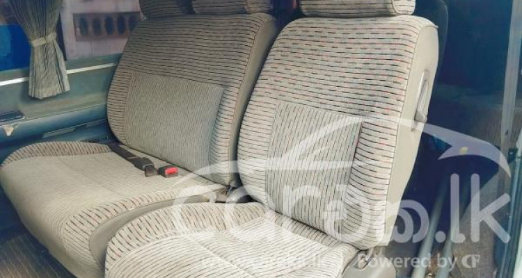 TOYOTA HIACE LH103 1995