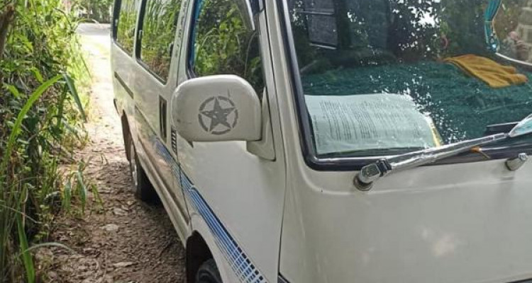 TOYOTA DOLPHIN 1994