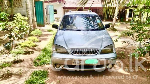 KIA CARENS 2001