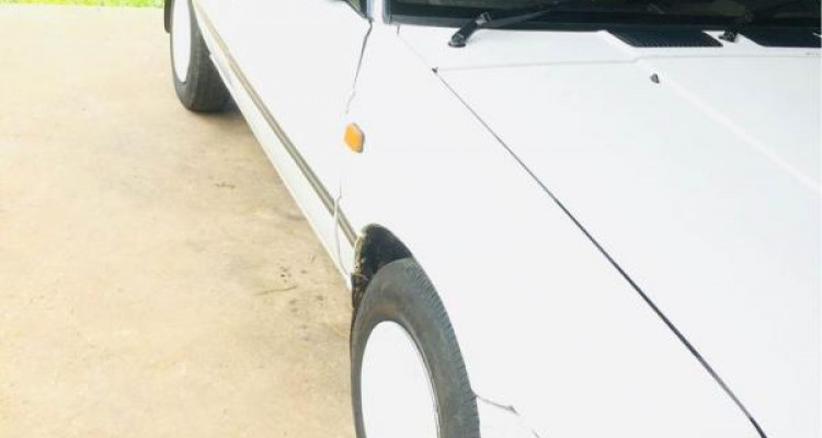 NISSAN SUNNY B12 1986